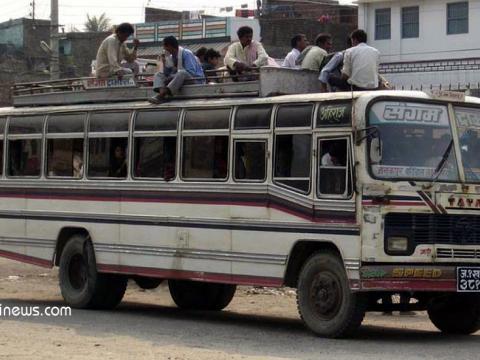 मन्त्रीदेखि ट्राफिक प्रहरी पैसामा बिकेकाले थोत्रा, कवाडी सवारी साधन सडकमा गुड्दै