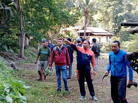 सिलपाखामा मोटर बाटो पुर्‍याउन मेयरको नेतृत्वमा श्रमदान सुरु, स्थानिय निस्किए श्रमदान अभियानमा