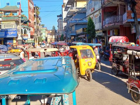 पार्किङ समस्यामा इटहरी : बेसमेन्टमा व्यापार, बेखबर उपमहानगर