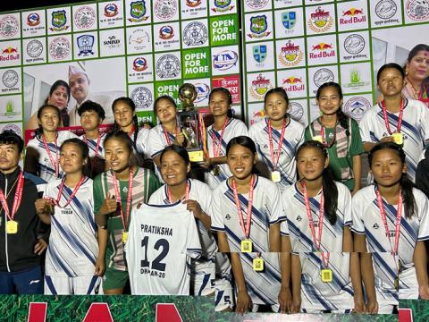 धरान २० लाई अन्तर वडा महिला नकआउट रनिङ कपको उपाधी धरान २० लाई अन्तर वडा महिला नकआउट रनिङ कपको उपाधी