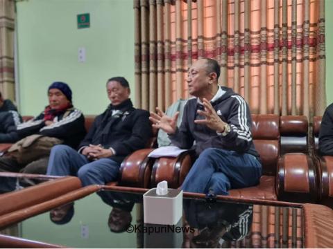 वंशावली पुस्तकको विवादमा असन्तुष्ट पक्षद्वारा आङबुहाङ समाजको साधारण सभा बहिष्कार