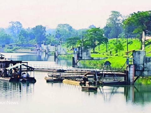  बराहक्षेत्रमा चतरा मूल नहरको जग्गा अतिक्रमण गरी बनेका घर टहरा हटाइने