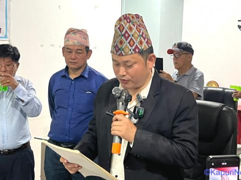 हर्क साम्पाङको पार्टीमा चुनाव आउनु भन्दा एक वर्ष अघि नै पहिरो, १०२ जनाद्वारा पार्टी परित्याग  